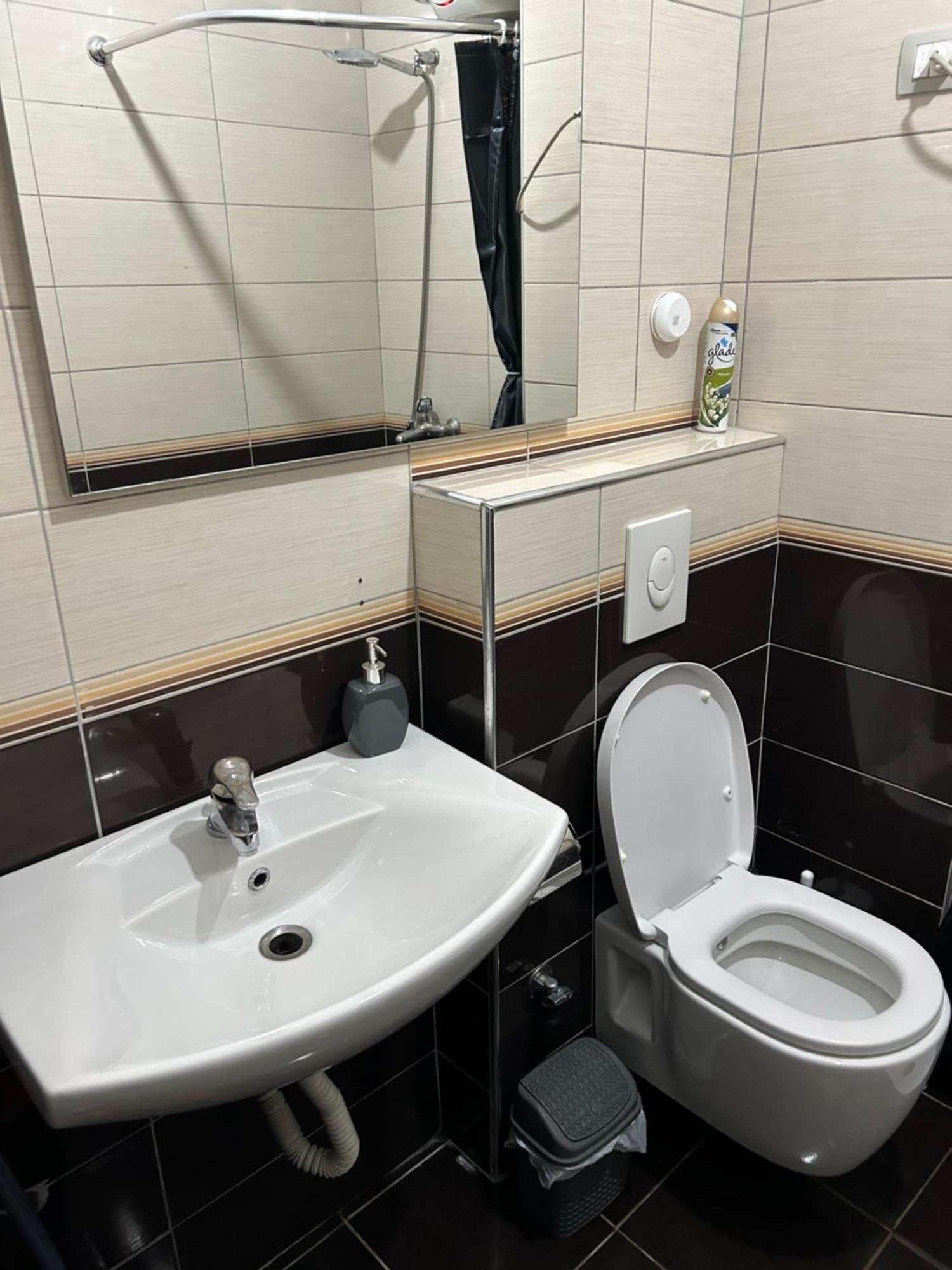 A&X Cozy And Tranquil Apartment - 24H Self Check-In Тирана Экстерьер фото