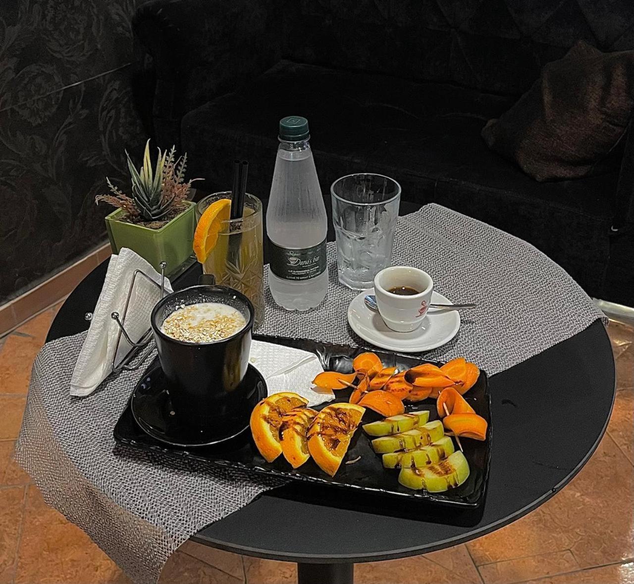 A&X Cozy And Tranquil Apartment - 24H Self Check-In Тирана Экстерьер фото